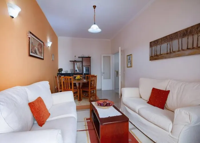 Anthia Sunny In Κανόνι