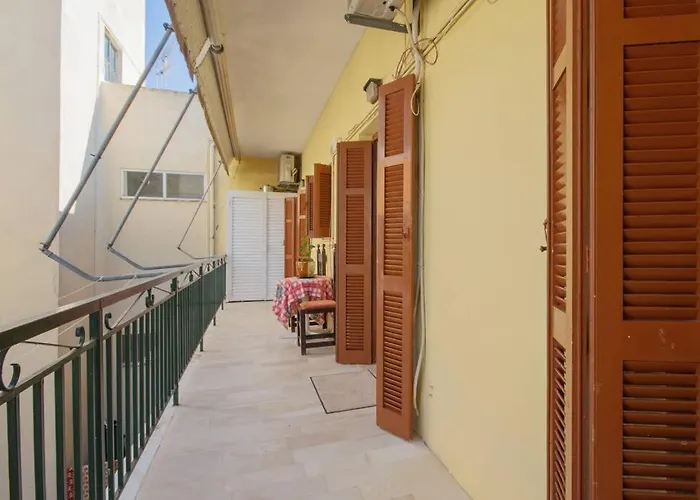 Apartament Anthia Sunny In *