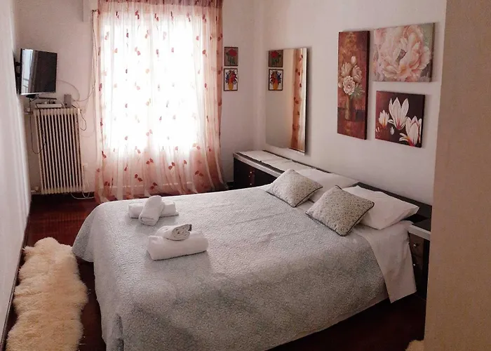 Lägenhet Anthia Sunny In